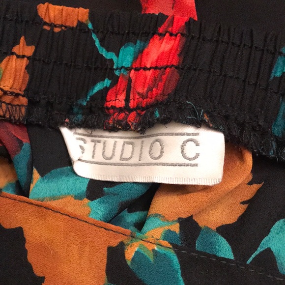 Studio C Floral Skirt Small - Picture 6 of 6